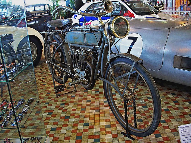 Peugeot, (1913).