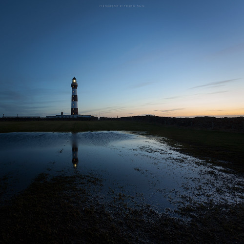 northronaldsay lighthouse morning goldenhour landscape reflection dawn twilight orkney scotland canon