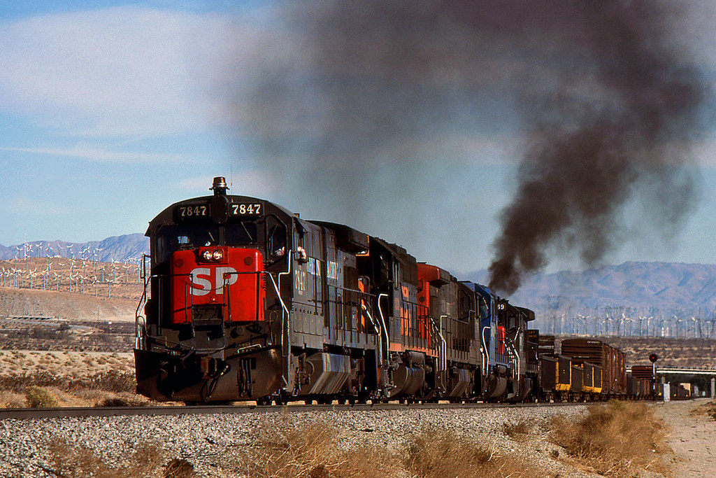 SP 7847 at W Palm Springs | SP B30-7 #7847 leads the Rio Gra… | Flickr