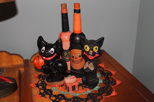 Vintage Halloween Black Cats & Horns Grouping