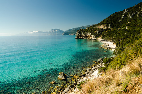 sardegna sea tree beach nature landscape nikon paysage plage italie calafuili tamron1750mmf28 d5100