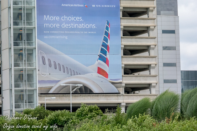 PHL Airport - Nikon 1 V3 - CX 70-300 - 70mm