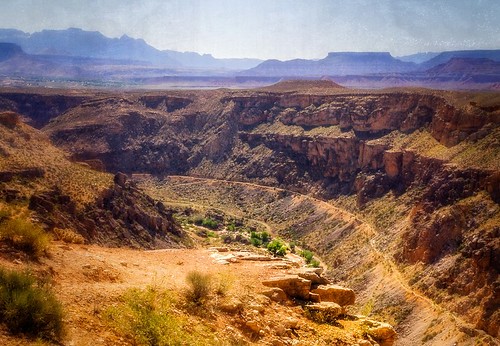mountains landscape utah unitedstates desert canyon zion arid mesas laverkin dailynaturetnc13