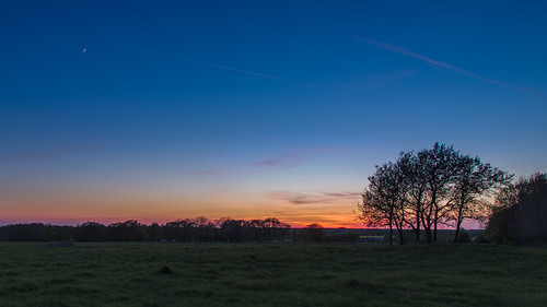 Skogstorp sunset by Joakim Berndes, Var ute och testade mitt ND filter vid Ätran och såg att himlen skiftade färg på andra sidan stan oc