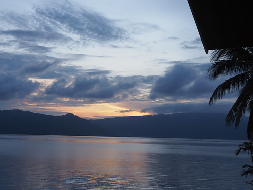 © Indonesia Pulau Samosir Tuktuk Toba Lake North Sumatra Southeast-Asia Sumatera Utara - Indonesien Südost-Asien Nord-Sumatra by hn., © Indonesia Pulau Samosir Tuktuk Toba Lake North Sumatra Southeast-Asia Sumatera Utara - Indonesien