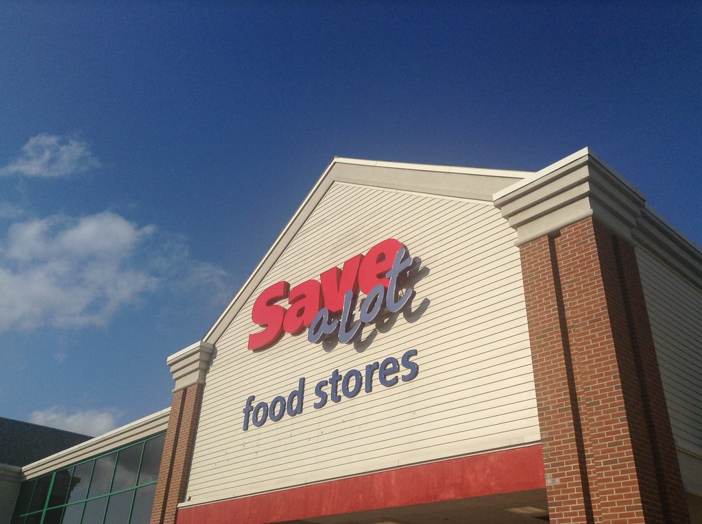 Sav A Lot Save-A-Lot Food Store Grocery store, Super Market pics by Mike Mozart #SaveALot