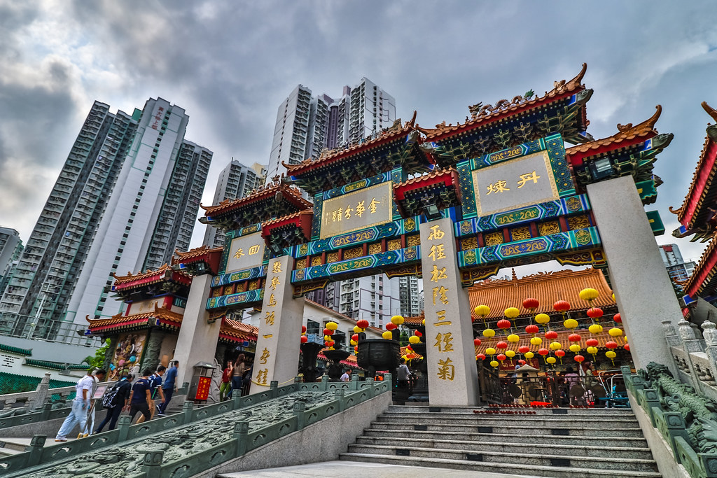 Wong Tai Sin Temple one of the tourist attractions in Hong Kong