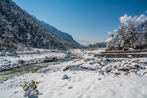sikkim incredibleindia india snow landscape yumthangvalley