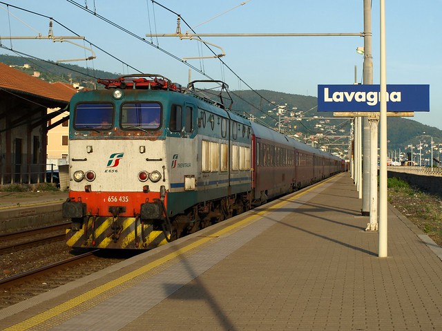 E656-435 Exp 13408 Autoslaap da Livorno Centrale a 's Hertogenbosch via Chiasso in transito a Lavagna 07-06-2014