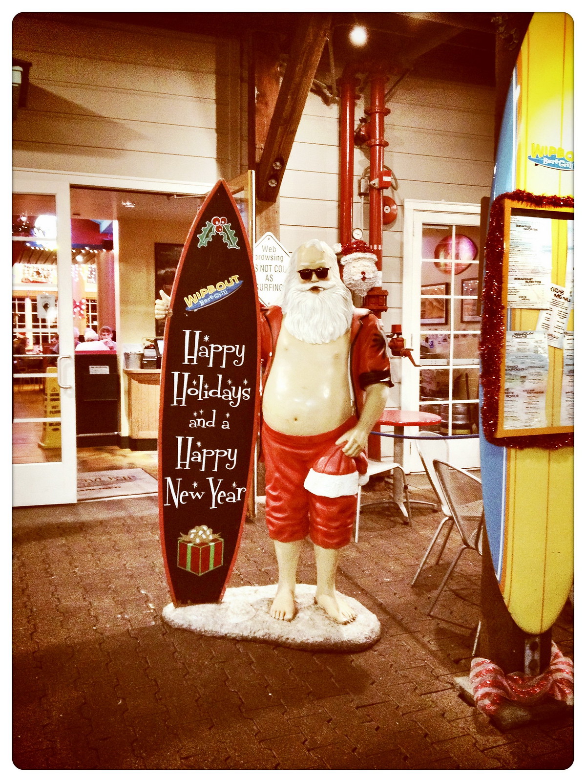 Surfin' Santa
