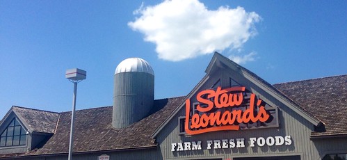 Stew Leonard's Farm Market Grocery Store 