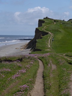 22 Cliff path between Weybourne and Sheringham 