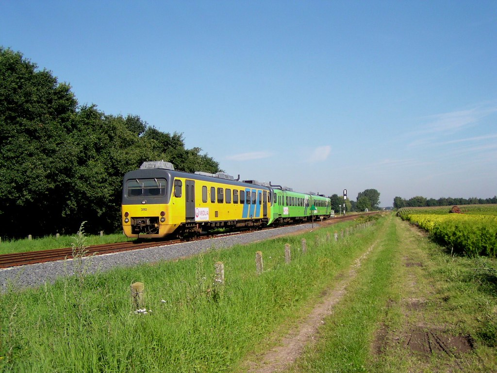 DH 1 3110 en DH 2 3222(Vierlingsbeek 1-8-2007) | Wadlopers 3… | Flickr