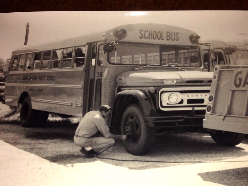 THOMAS BUILT BUS, 1962 Chevrolet NC School Bus. Digitized from print.