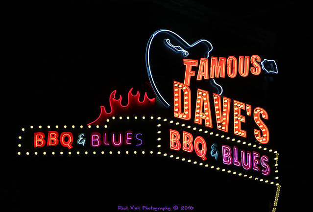 Famous Dave's BBQ & Blues