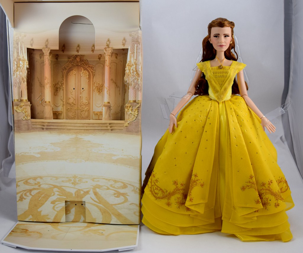 Disney Belle Limited Edition 17" Doll Live Action Beauty And The Beast /5500 