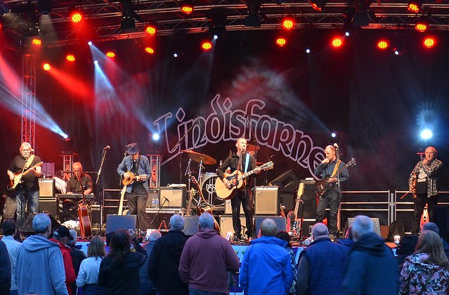 FAB 2015: Lindisfarne on the main stage