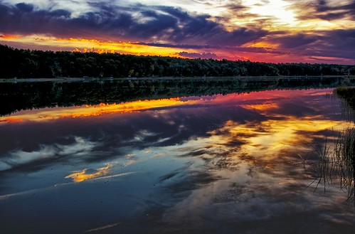 sunset fish lake hancock wisconsin wisc wi reflection colorful clouds hdr easyhdr pentax k100d flickriver