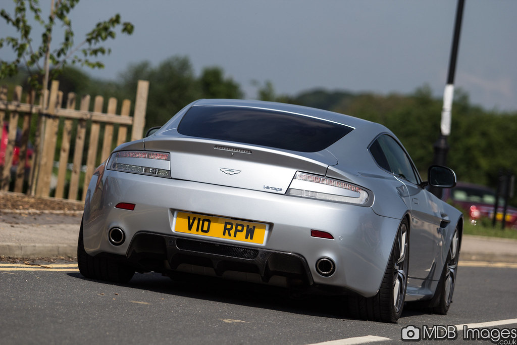 Image of Richard's Aston Martin V8 Vantage