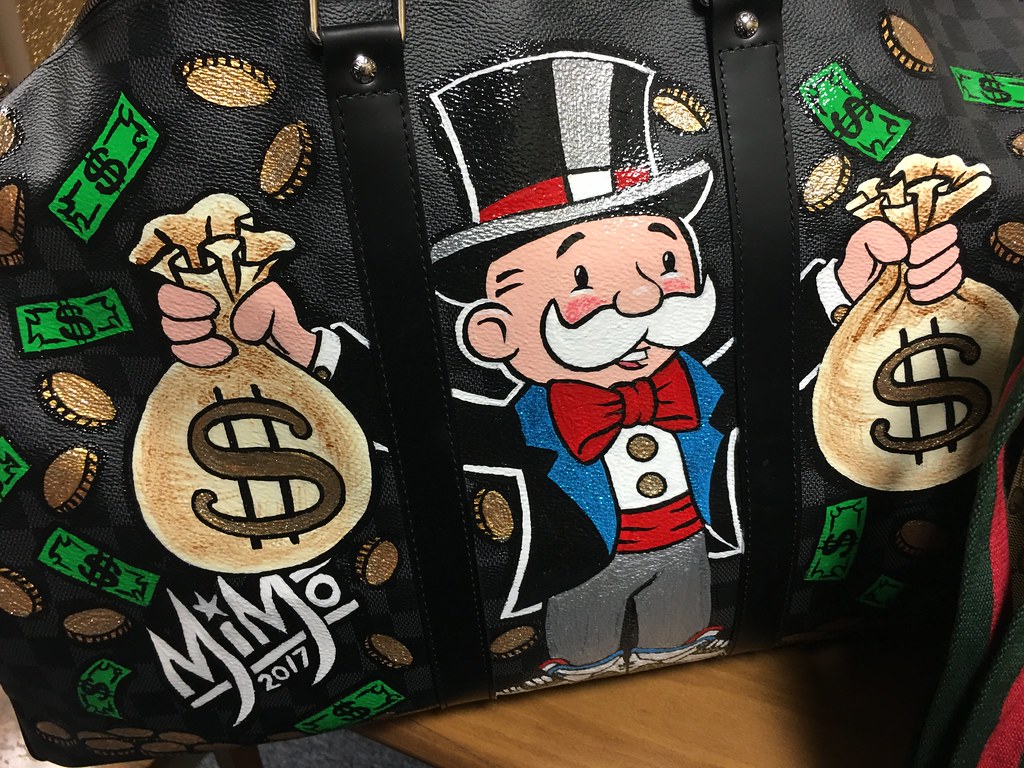 Mike Mozart AI 🎨 Artist MiMo on X: One of my hand painted Louis Vuitton  Duffle Bags! Here with Uncle Scrooge McDuck! You can see more of my MiMo,  Mike Mozart paintings