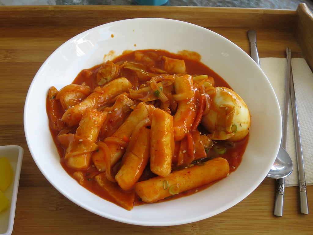 Ddeok-bokki - Korean rice cakes | Ddeok-bokki (tapokki) is a… | Flickr