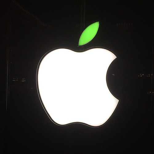 Apple logo with a green leaf. | by Scott Beale