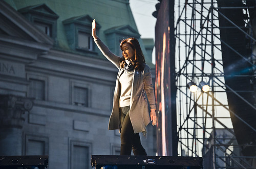 Cristina Kirchner en 25 de mayo: Fiesta patria popular en la plaza de todos | by Ministerio de Cultura de la Nación