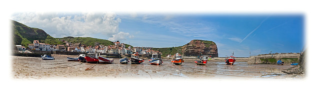 A sunny afternoon at Staithes
