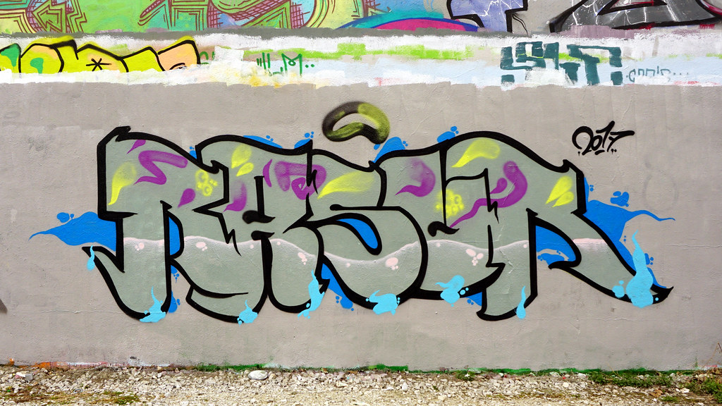 Graffiti in Graz 2017 | Artist(s): RASUR | kami68k [Graz] | Flickr
