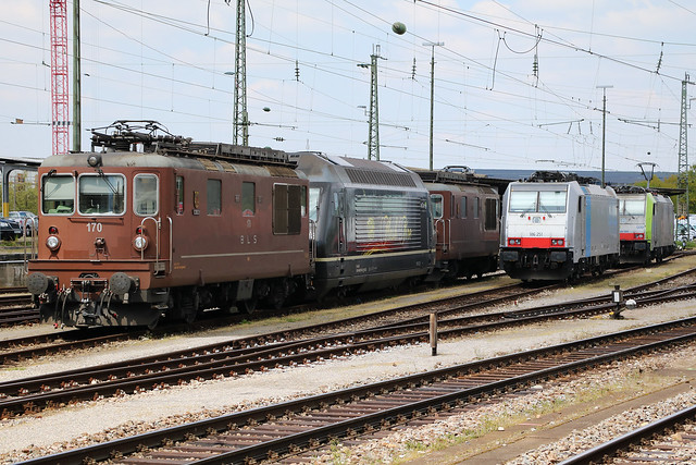 Re4/4 170 and 184,  Re465 018-0 
