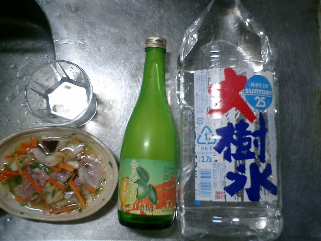 03）カルパッチョを酒肴に、焼酎ｗｉｔｈ沖縄シークワーサ－をグビグビ