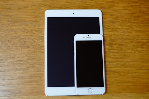iPhone 6ファーストレビュー／iPhone 5sとの大きさの比較／ジーンズの