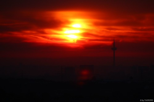 sunrise over Ffm IX by T.Flat ッ, morning sky sun mañana skyline sunrise germany skyscape deutschland soleil alba frankfurt himmel fer