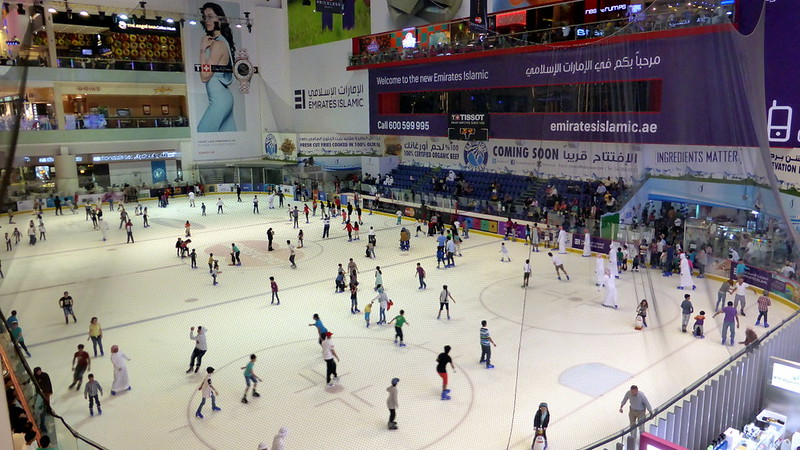 Dubai Mall. Dubai Ice Rink