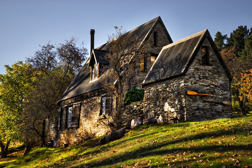 New Zealand Cottage | In between Queenstown and Arrowtown in… | Flickr