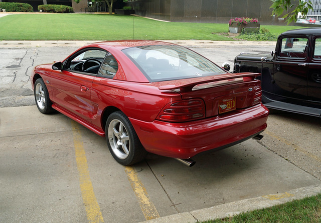 1994 Ford Mustang GT Coupe (2 of 2)