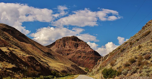 blue light sky mountains nature clouds canon landscapes scenery day pavement country peaceful idaho geology tranquil t3i 600d waltphotos lordwalt kissx5 canonlensefs1855mmf3556isii