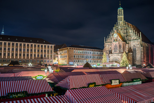 Christkindlmarkt at Nuremberg Hauptmarkt