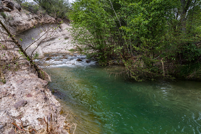 Hiking Fossil Creek Cave