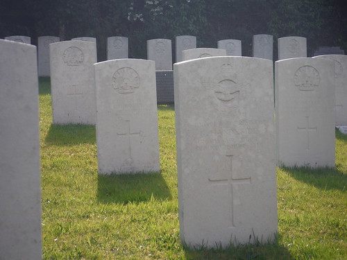 WWI graves at Fovant Church SWC Walk 249 Tisbury Circular via Dinton and Fovant