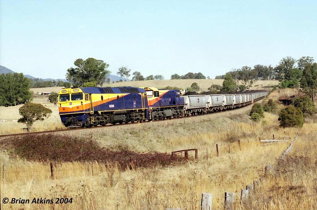 42206 42303 Wards River DU603 14.7.04 | Brians Railway, Bus and ...