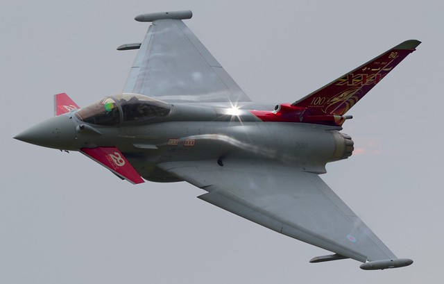 Typhoon-Display-XXX-Red-@-Cosford-Airshow-2015