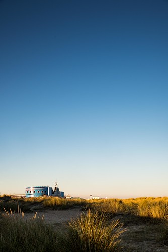 shadow tamron d750 2470mm sunset east light blue beach great anglia sky yarmouth nikon imanoot norfolk seaside