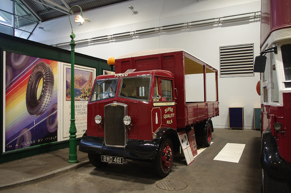 D14352.  1937 Thornycroft.