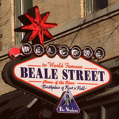 Welcome to Beale Street neon sign