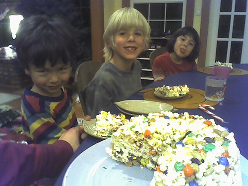 Popcorn Cake