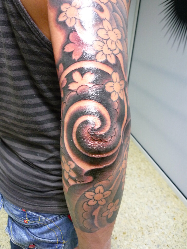Flores Del Cerezo Oriental Trabajo En Proceso Rr Tatuaj Flickr