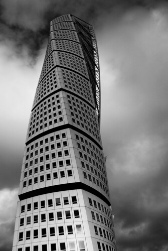 Turning Torso by cbagger