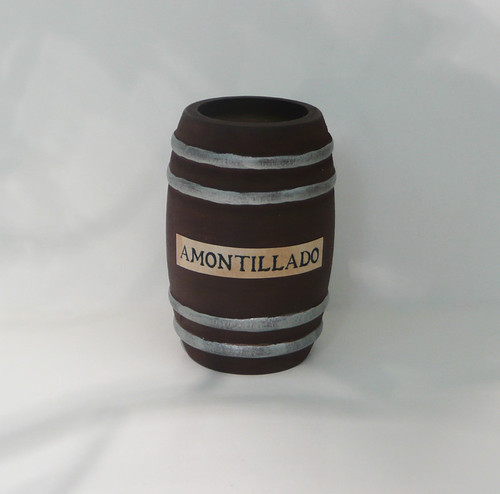 Miniature wood barrel | by kaleidoskopicromance