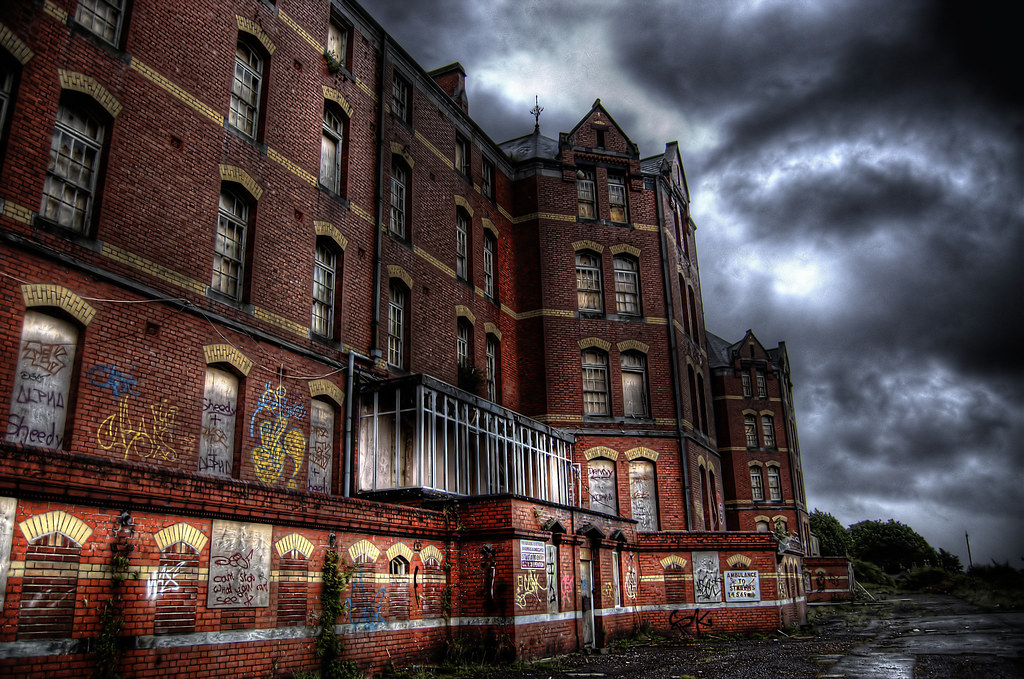 Abandoned in Cork by slinky2000